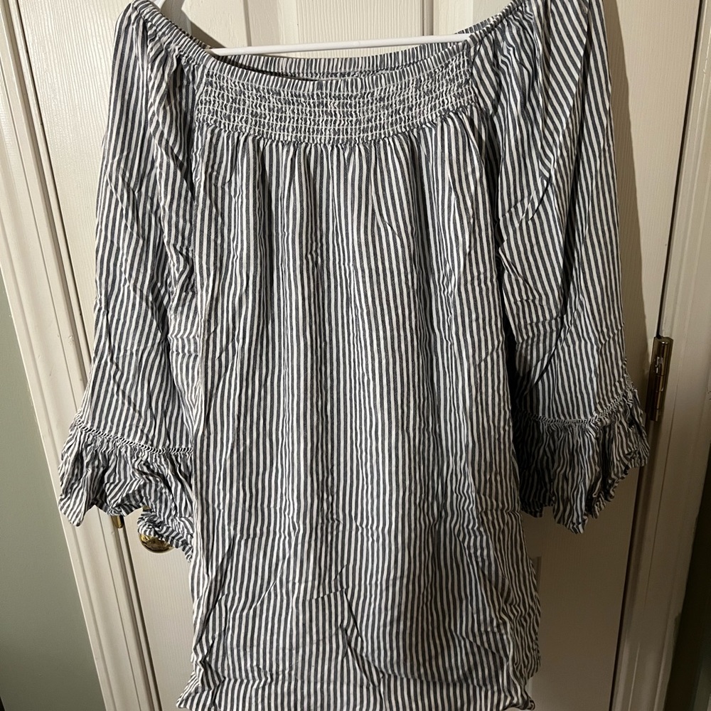 Off-Shoulder Top